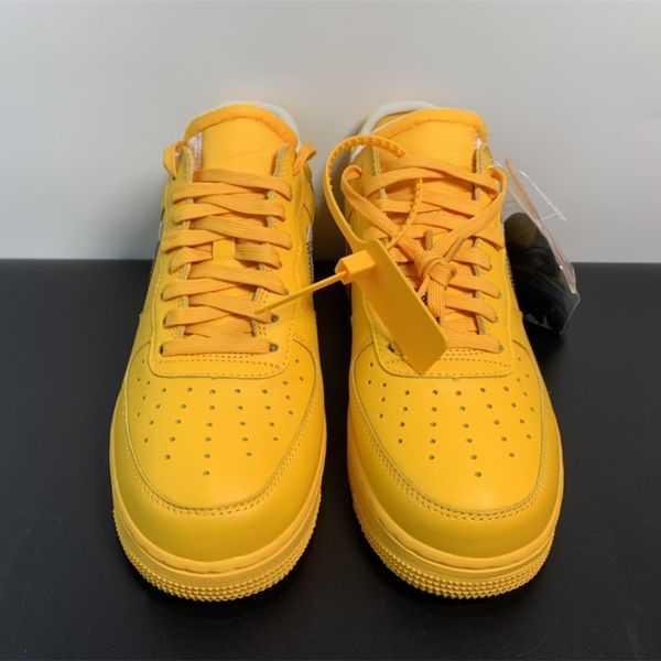 kicks88 wholesaler basketball shoes athletic shoes owaf university gold dd1876-700 with box 
kicks88 wholesaler basketball shoes athletic shoes owaf university gold dd1876-700 with box