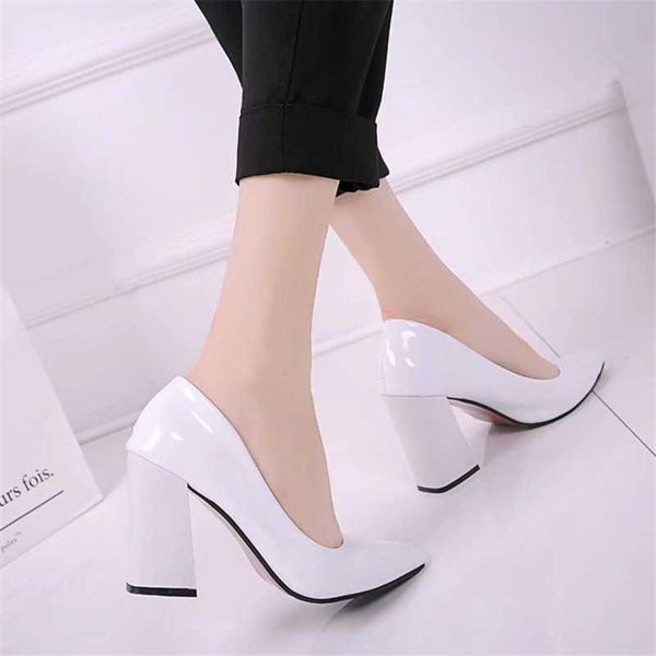 patent leather high heels pumps women shoes pointed square heel pumps black office female shoes shallow slip-on party shoes y0611
patent leather high heels pumps women shoes pointed square heel pumps black office female shoes shallow slip-on party shoes y0611