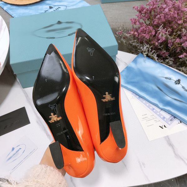 2021 good quality fashion women luxurys designers shoes designer sandals womens luxury high heels sandal dress shoess with box size 35-41 -c, Black
2021 good quality fashion women luxurys designers shoes designer sandals womens luxury high heels sandal dress shoess with box size 35-41 -c, Black