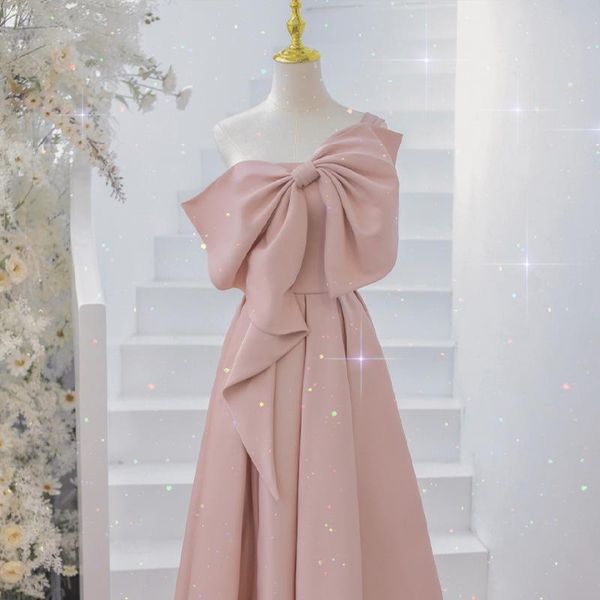 party dresses elegant one-shoulder bow evening solid color ruched a-line strapless high waist backless dress valentine's day gowns, White;black
party dresses elegant one-shoulder bow evening solid color ruched a-line strapless high waist backless dress valentine's day gowns, White;black