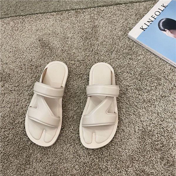 slippers women's 2021 summer flats female white casual beach rubber shoes ladies home fashions leatherette slides., Black
slippers women's 2021 summer flats female white casual beach rubber shoes ladies home fashions leatherette slides., Black
