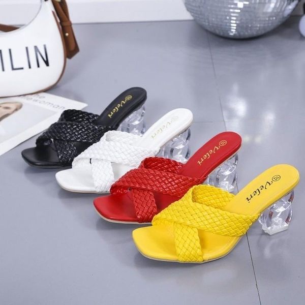 slippers women outdoor square toe woven slides 2021 summer cross belt gladiator sandals strange style open pu, Black
slippers women outdoor square toe woven slides 2021 summer cross belt gladiator sandals strange style open pu, Black