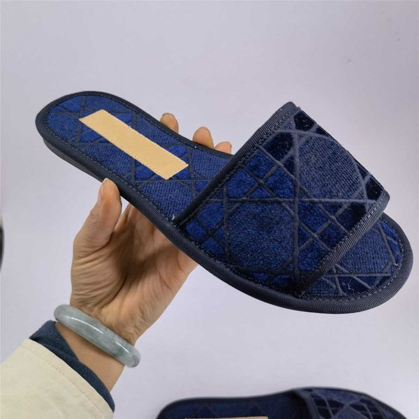 2021 summer brand dway slide ladies sandals flats plaid embroidered womens slipper perfect flip flops luxury designers velvet home leisure, Black
2021 summer brand dway slide ladies sandals flats plaid embroidered womens slipper perfect flip flops luxury designers velvet home leisure, Black