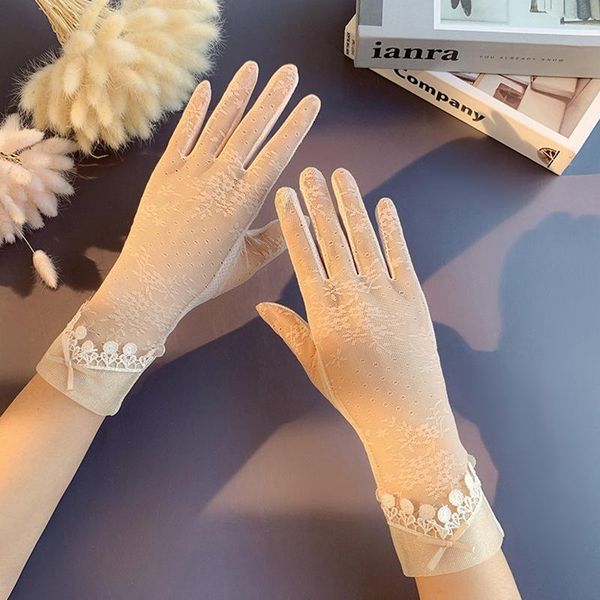 five fingers gloves lace sunscreen female short summer sun anti-uv silk driving anti-skid cycling elegant lady glove motorcyclist, Blue;gray
five fingers gloves lace sunscreen female short summer sun anti-uv silk driving anti-skid cycling elegant lady glove motorcyclist, Blue;gray