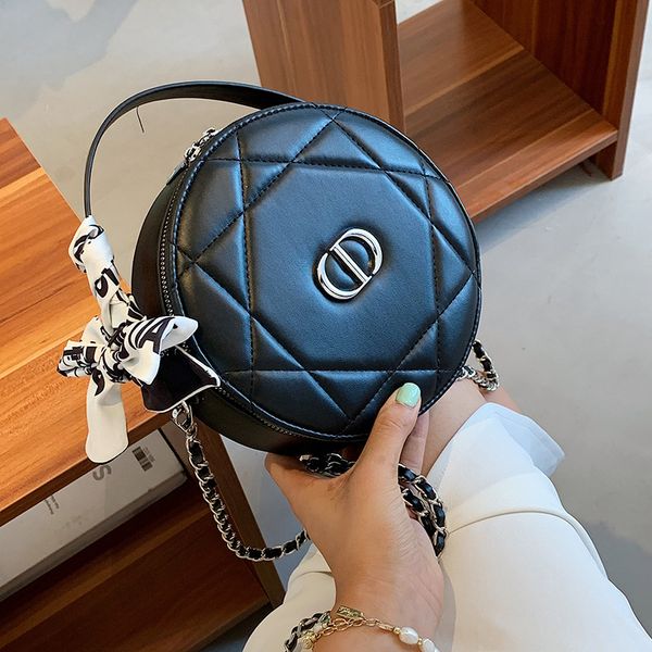 small women's 2020 new single shoulder messenger bag tide korean version fashion leisure simple 2021 small square bag
small women's 2020 new single shoulder messenger bag tide korean version fashion leisure simple 2021 small square bag