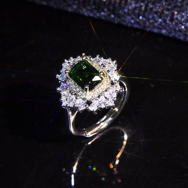 cluster rings 18k gold natural emerald gemstone ring for women fine anillos de bizuteria wedding 18 k jewelry bijoux femme joyas box, Golden;silver
cluster rings 18k gold natural emerald gemstone ring for women fine anillos de bizuteria wedding 18 k jewelry bijoux femme joyas box, Golden;silver