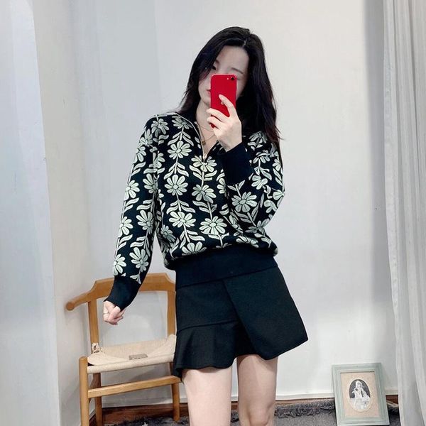 women's sweaters women sweater 2021 autumn and winter daisy jacquard knitted with zipper stand-up collar french long-sleeved, White;black
women's sweaters women sweater 2021 autumn and winter daisy jacquard knitted with zipper stand-up collar french long-sleeved, White;black