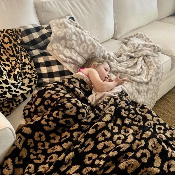 blankets thathome 130x160cm knitted leopard print warm faux fur microfiber stich plaid bedspread fluffy blanket throw
blankets thathome 130x160cm knitted leopard print warm faux fur microfiber stich plaid bedspread fluffy blanket throw