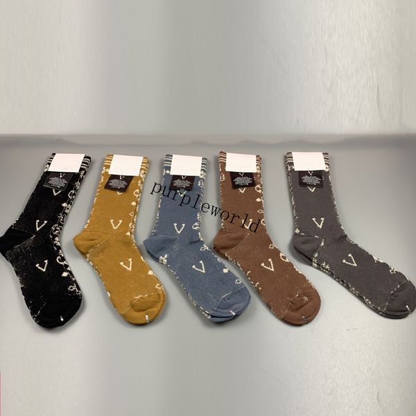 classic jacquard stockings retro flora pattern men women hosiery all seasons breathable cotton sock soft touch sport socks, Black;white
classic jacquard stockings retro flora pattern men women hosiery all seasons breathable cotton sock soft touch sport socks, Black;white