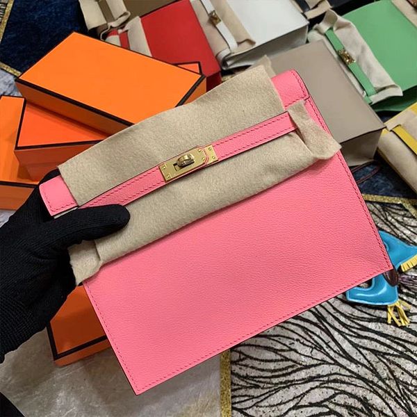 2021 women's luxurys designer bag classic design style multiple colors matching never out of date
2021 women's luxurys designer bag classic design style multiple colors matching never out of date