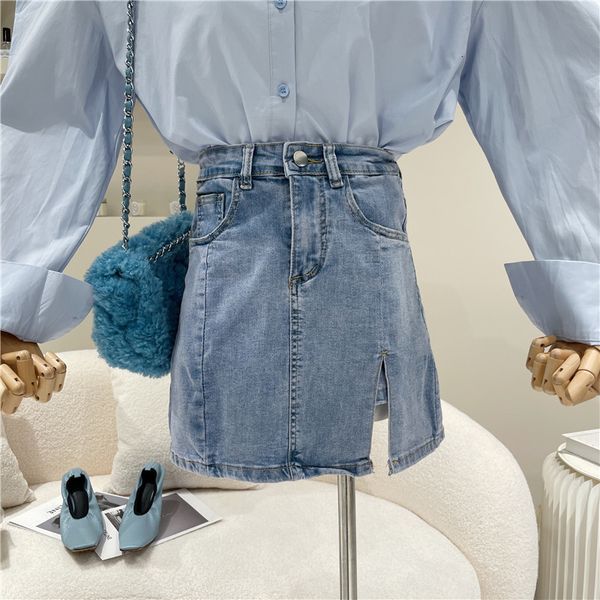 female spring 2021 niche fashion design retro-waist high-waist high-waisted jeans divide culotte, Blue
female spring 2021 niche fashion design retro-waist high-waist high-waisted jeans divide culotte, Blue