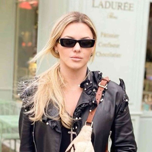 black rectangular frame sunglass women small shape with wide templtvu1, White;black
black rectangular frame sunglass women small shape with wide templtvu1, White;black