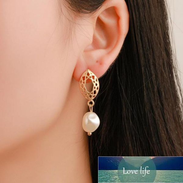 geometric pearl earrings gold color hollow pattern stud earrings for women earing jewelry earings earring kolczyki pendientes factory price, Golden;silver
geometric pearl earrings gold color hollow pattern stud earrings for women earing jewelry earings earring kolczyki pendientes factory price, Golden;silver