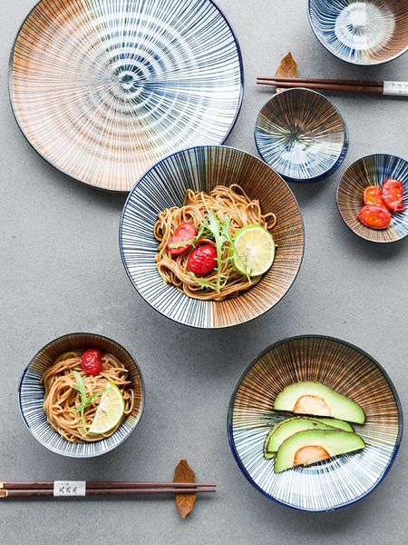 japanese-style double-sided blue line pattern ceramic bowls and dishes for household rice bowls, soup dishes, dis
japanese-style double-sided blue line pattern ceramic bowls and dishes for household rice bowls, soup dishes, dis