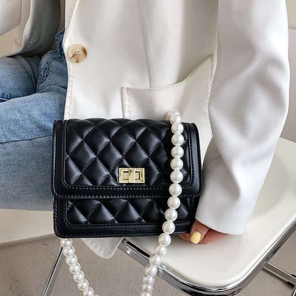 summer small fragrance bag women's 2021 fashion pearl chain square simple one shoulder msenger
summer small fragrance bag women's 2021 fashion pearl chain square simple one shoulder msenger