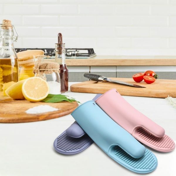 disposable gloves professional silicone oven mitts heat resistant non-slip home kitchen cooking baking microwave
disposable gloves professional silicone oven mitts heat resistant non-slip home kitchen cooking baking microwave