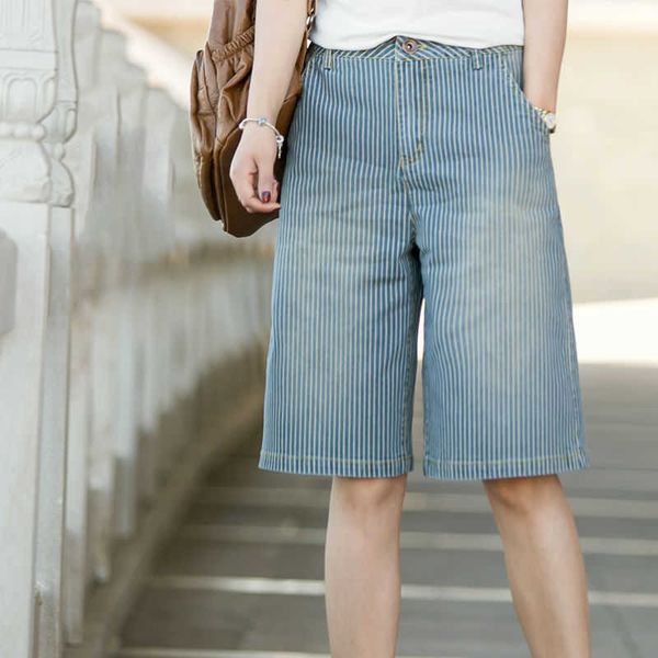high waist women's and large size 2021 summer denim shorts versatile loose capris women's middle pants wide leg, Blue
high waist women's and large size 2021 summer denim shorts versatile loose capris women's middle pants wide leg, Blue