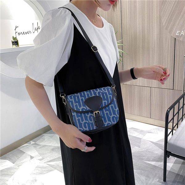 shoulder bag bhigh-end customized brand luxurytuck in , one shoulder, diagonal bag, cross pattern cattle leather wallets, Red;black
shoulder bag bhigh-end customized brand luxurytuck in , one shoulder, diagonal bag, cross pattern cattle leather wallets, Red;black