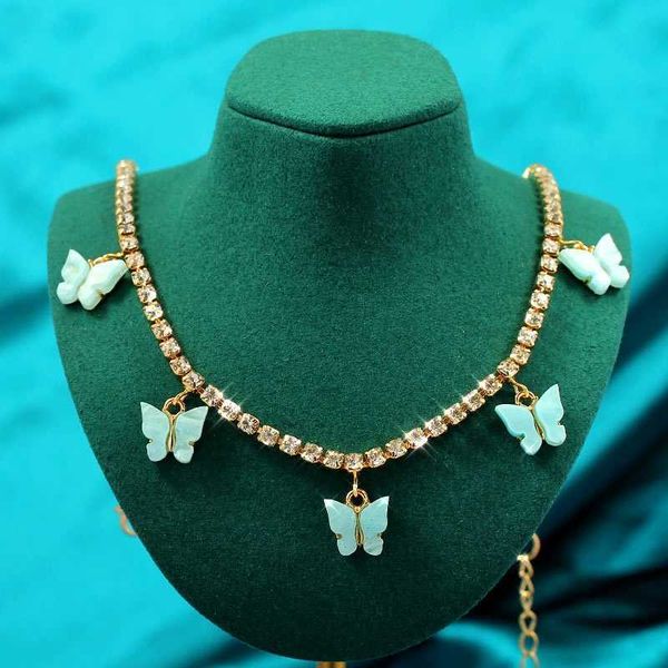 designer necklace korean cute butterfly pendant for women gold color bling crystal choker 2021 fashion luxury jewelry party gift, Silver
designer necklace korean cute butterfly pendant for women gold color bling crystal choker 2021 fashion luxury jewelry party gift, Silver