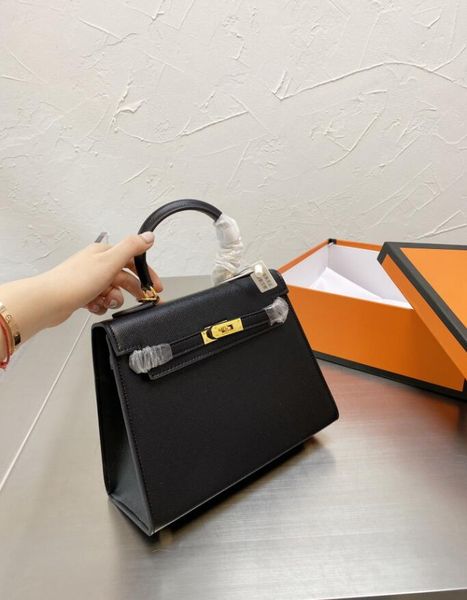 luxurys designers bags 2021 handbag woman version berkin classic ladies chain gold silver buckle leather shoulder female crossbody no box a1
luxurys designers bags 2021 handbag woman version berkin classic ladies chain gold silver buckle leather shoulder female crossbody no box a1
