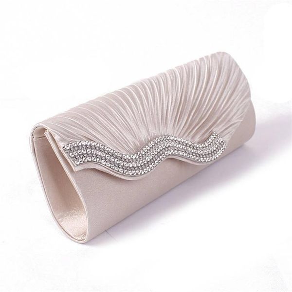 cosmetic bags & cases 2021 woman dinner bag metal clutch fashion one-shoulder diagonal purse luxury female
cosmetic bags & cases 2021 woman dinner bag metal clutch fashion one-shoulder diagonal purse luxury female