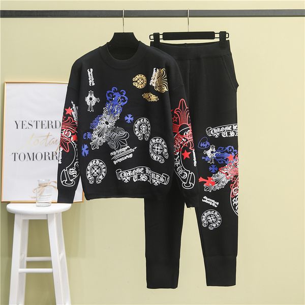 tracksuits fashion sport suit 2021 autumn winter heavy industry printing beaded knitted sweater two piece set for women, Gray
tracksuits fashion sport suit 2021 autumn winter heavy industry printing beaded knitted sweater two piece set for women, Gray