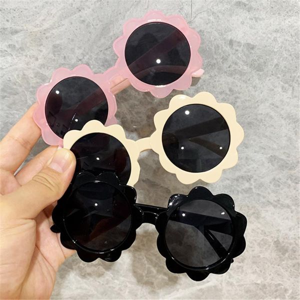 sunglasses 2021 latest retro kids flower round sports sun glasses uv400 protection for boys and girls children c869532, White;black
sunglasses 2021 latest retro kids flower round sports sun glasses uv400 protection for boys and girls children c869532, White;black