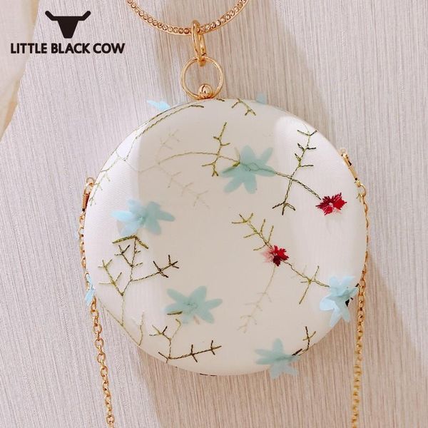 clutch bags korean summer womens floral embroidery fashion circular chain crossbody ladies hand bolsa feminina
clutch bags korean summer womens floral embroidery fashion circular chain crossbody ladies hand bolsa feminina