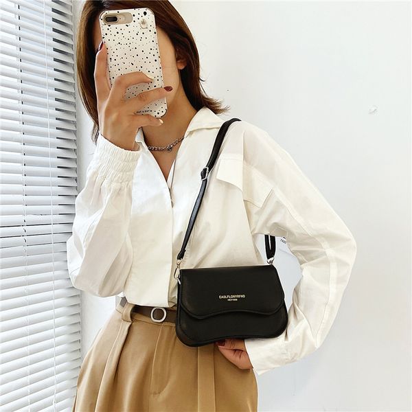 autumn popular soft face small bag women's 2021 fashion simple temperament solid color single shoulder messenger bag, Black;red
autumn popular soft face small bag women's 2021 fashion simple temperament solid color single shoulder messenger bag, Black;red