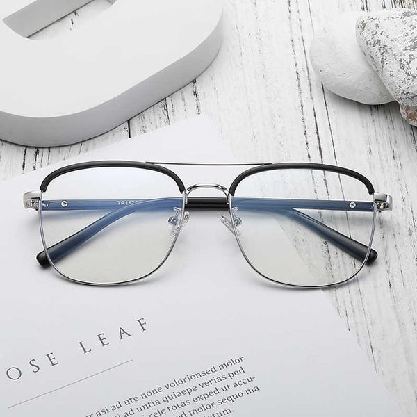new anti b ray glasses, artistic metal and tr large frame frame, men's women's same double beam 1872, White;black
new anti b ray glasses, artistic metal and tr large frame frame, men's women's same double beam 1872, White;black