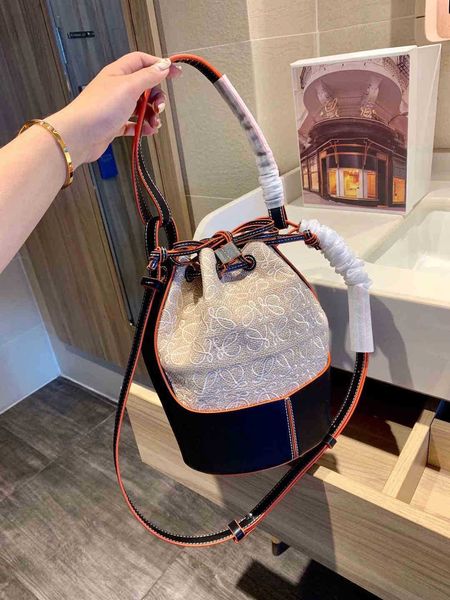women luxurys designers bags 2021 womens handbags purses designer crossbody wallet bag louisbags_18 summer large capacity leather versatile
women luxurys designers bags 2021 womens handbags purses designer crossbody wallet bag louisbags_18 summer large capacity leather versatile