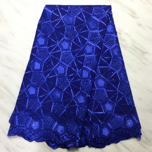 5yards/lot elegant royal blue african cotton fabric embroidery match crystal swiss voile dry lace for dressing pl14472, Black;white
5yards/lot elegant royal blue african cotton fabric embroidery match crystal swiss voile dry lace for dressing pl14472, Black;white