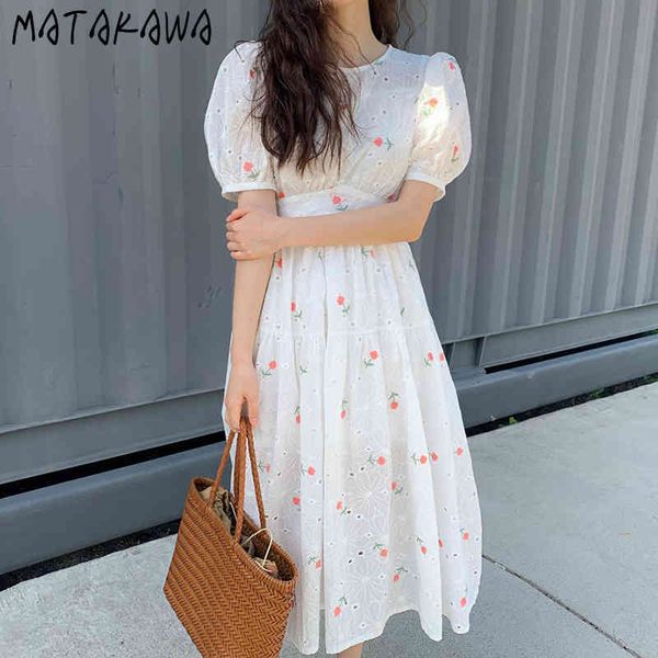 matakawa elegant round neck robes embroidery flower woman dress bow tie waist long puff sleeve dresses women cut out vestidos 210513, Black;gray
matakawa elegant round neck robes embroidery flower woman dress bow tie waist long puff sleeve dresses women cut out vestidos 210513, Black;gray