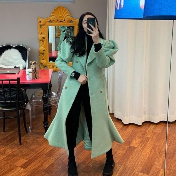women's wool & blends women winter coat 2021 vintage elegant lapel double-breasted bubble sleeve straight fishtail woolen coats, Black
women's wool & blends women winter coat 2021 vintage elegant lapel double-breasted bubble sleeve straight fishtail woolen coats, Black