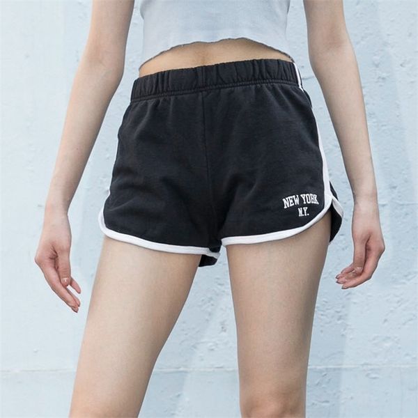 women embroidery letters runner shorts stretch waistband contrast trims training retro shorts 210625, White;black
women embroidery letters runner shorts stretch waistband contrast trims training retro shorts 210625, White;black