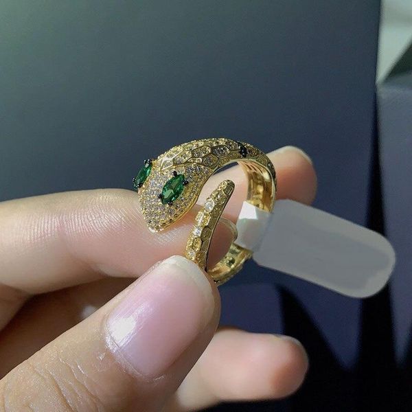 cluster rings fashion high-quality yellow gold snake-shaped ring microcubic zirconia women's brand jewelry high-end, Golden;silver
cluster rings fashion high-quality yellow gold snake-shaped ring microcubic zirconia women's brand jewelry high-end, Golden;silver
