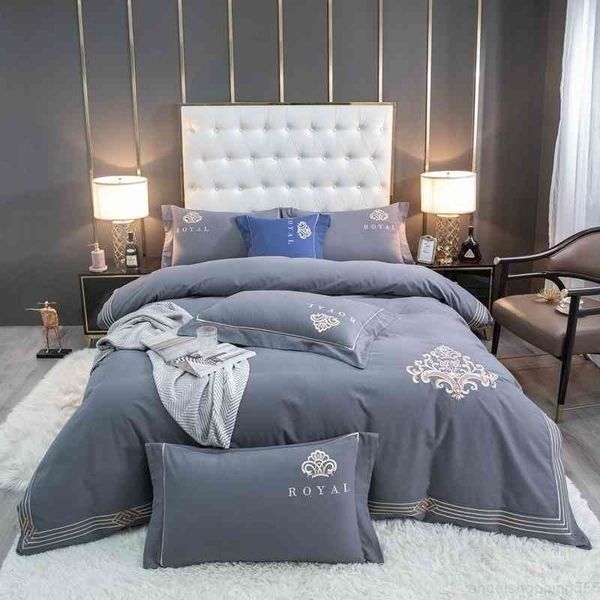 soft brushed 100%cotton duvet chic embroidered king size 4pcs bedding set 1bed sheet 1duvet cover 2pillowcases
soft brushed 100%cotton duvet chic embroidered king size 4pcs bedding set 1bed sheet 1duvet cover 2pillowcases