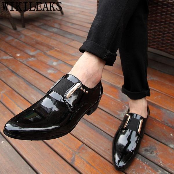 dress shoes italian men classic coiffeur wedding formal brand elegant for patent leather 2021, Black
dress shoes italian men classic coiffeur wedding formal brand elegant for patent leather 2021, Black