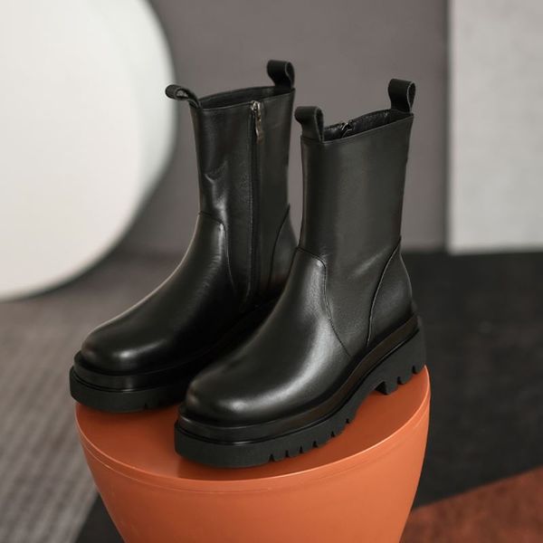 2022 New Women Fashion Real Leather Ankle Boots Round Toe Zipper Solid Short Boots Casual Female Footwear Size 34-39, White
2022 New Women Fashion Real Leather Ankle Boots Round Toe Zipper Solid Short Boots Casual Female Footwear Size 34-39, White