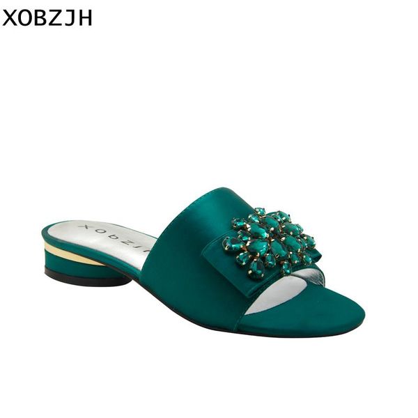 italian brand designer flat sandals women shoes luxury 2021 summer silk green party open toe rhinestone woman slippers, Black
italian brand designer flat sandals women shoes luxury 2021 summer silk green party open toe rhinestone woman slippers, Black