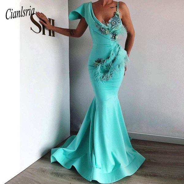 party dresses turquoise muslim evening dress 2021 mermaid v-neck feather crystals islamic dubai saudi arabic long formal, White;black
party dresses turquoise muslim evening dress 2021 mermaid v-neck feather crystals islamic dubai saudi arabic long formal, White;black
