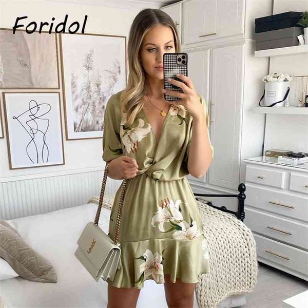 white casual satin dress summer women floral print dress holiday boho beach dress vestidos sundress 210415, Black;gray
white casual satin dress summer women floral print dress holiday boho beach dress vestidos sundress 210415, Black;gray