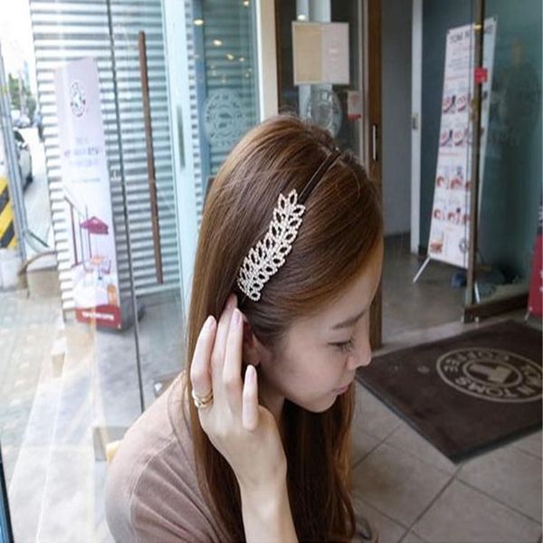 fashion hair accessories horse eye diamond hairband exquisite cloth headdress hair accessories, Silver
fashion hair accessories horse eye diamond hairband exquisite cloth headdress hair accessories, Silver