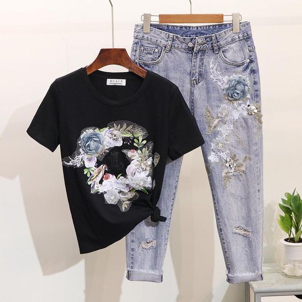 women's two piece pants cowboy suit female summer 2021 embroidered three-dimensional flower bird short-sleeved t-shirt + ripped nine-po, White
women's two piece pants cowboy suit female summer 2021 embroidered three-dimensional flower bird short-sleeved t-shirt + ripped nine-po, White