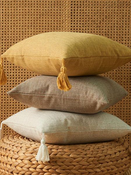 cushion/decorative pillow household simple literary style day series solid color cotton tassel case without core
cushion/decorative pillow household simple literary style day series solid color cotton tassel case without core