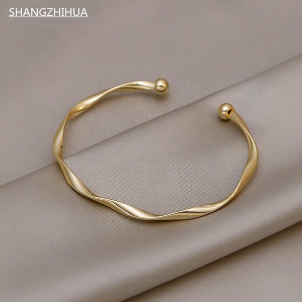 bangle classic premium retro style twisted twist metal bracelet for women 2021 trend girls unusual jewelry gift accessories, Black
bangle classic premium retro style twisted twist metal bracelet for women 2021 trend girls unusual jewelry gift accessories, Black