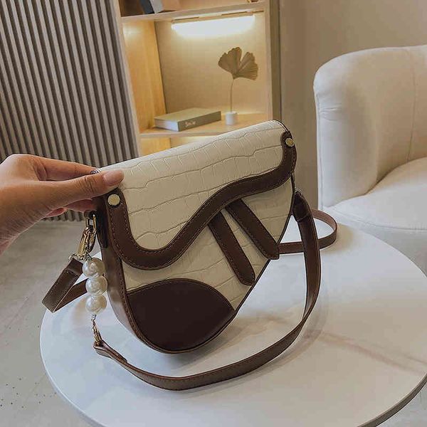 2022 factory outlet bag women fashion texture stone single shoulder trend diagonal women's bag 30cn
2022 factory outlet bag women fashion texture stone single shoulder trend diagonal women's bag 30cn