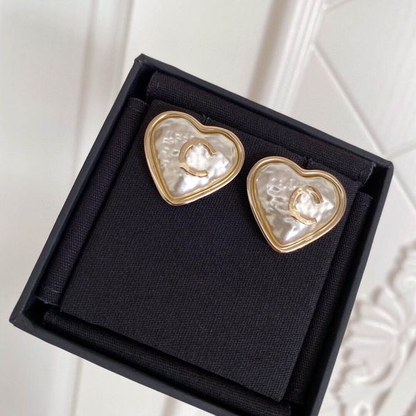 2022 charm dangle large size heart shape stud earring in 18k gold plated for women wedding jewelry gift have box stamp ps7486, Golden
2022 charm dangle large size heart shape stud earring in 18k gold plated for women wedding jewelry gift have box stamp ps7486, Golden