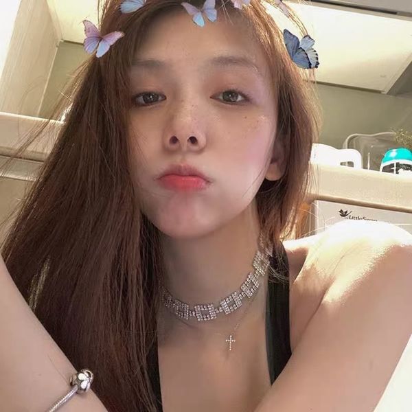 yang chaochao's same xige net red fashion versatile square flash diamond necklace choker clavicle chain temperament neck female, Black
yang chaochao's same xige net red fashion versatile square flash diamond necklace choker clavicle chain temperament neck female, Black
