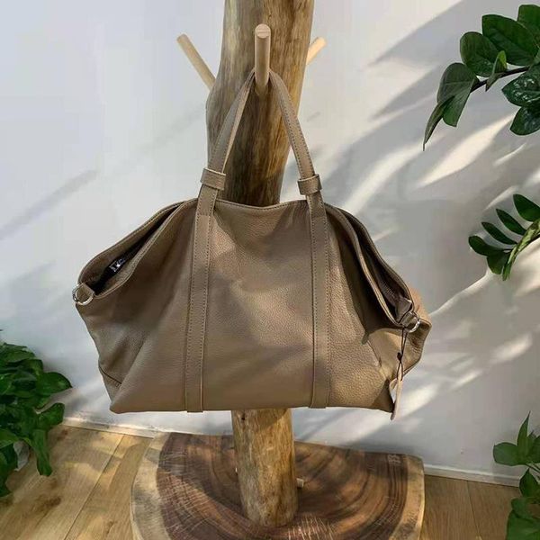evening bags luxury designer natural cowhide large tote for women brand casual style shoulder bag female soft real leather crossbody handbag
evening bags luxury designer natural cowhide large tote for women brand casual style shoulder bag female soft real leather crossbody handbag